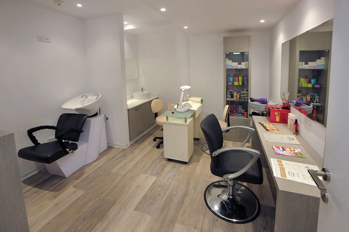 Okeanos Beach Boutique Hotel-Kozmeticki salon.jpg