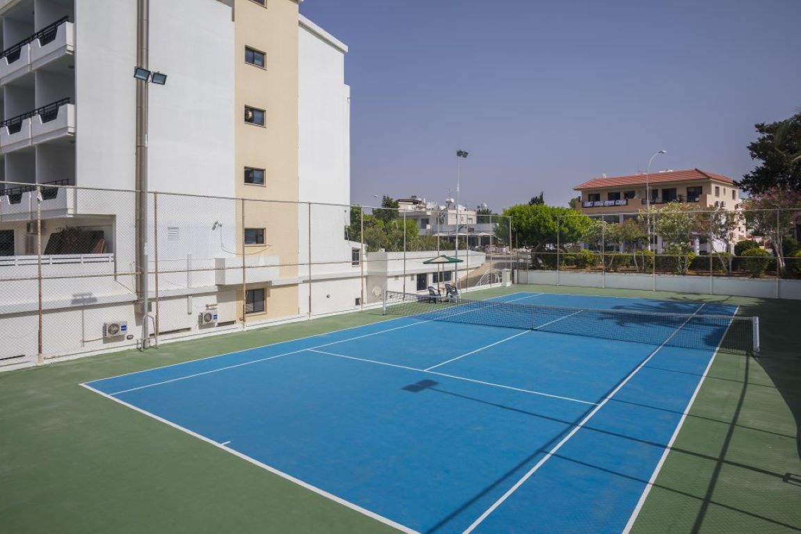 Pavlo Napa Beach Hotel-Teniski teren.jpg