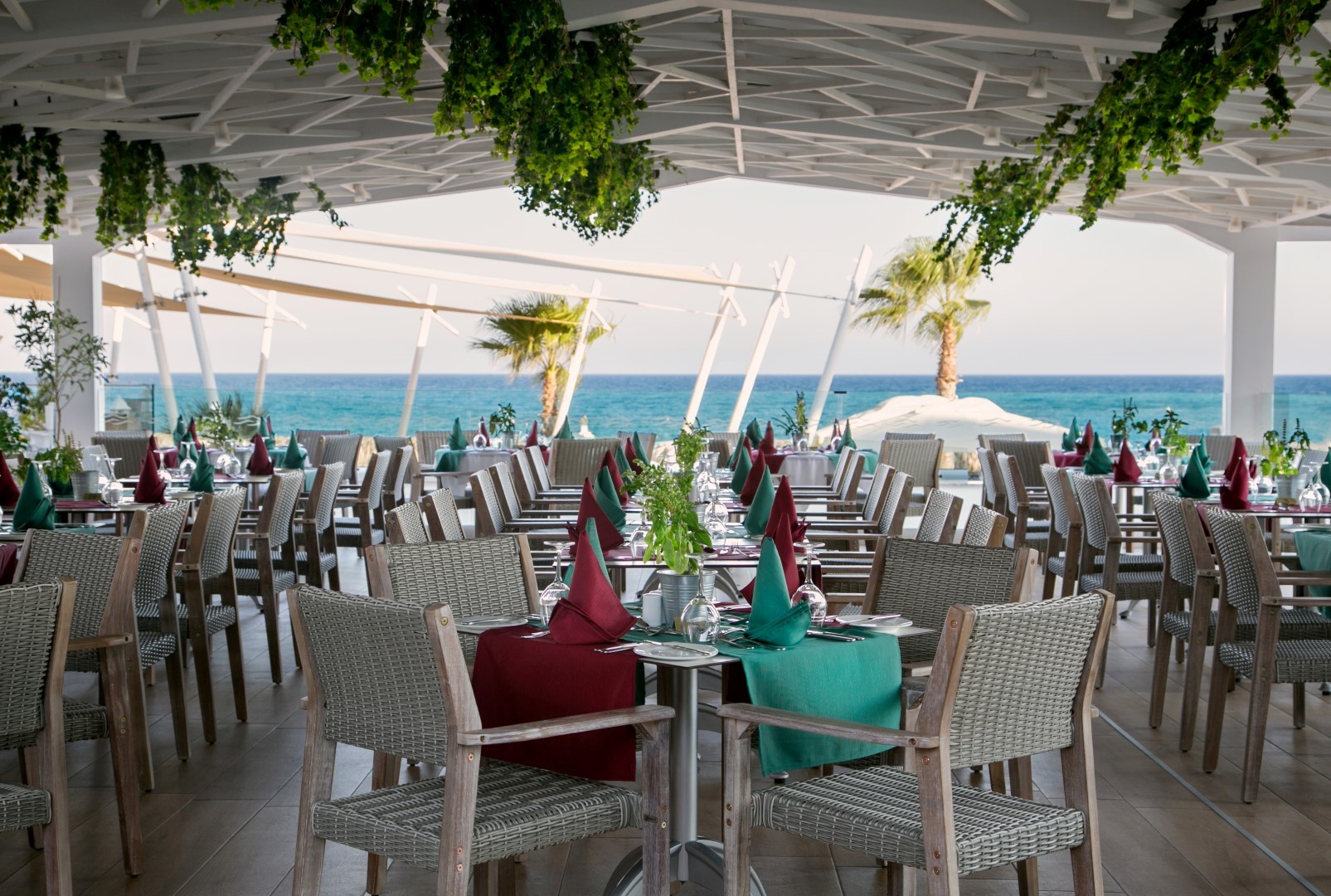 Asterias Beach Hotel-Italijanski restoran.jpg