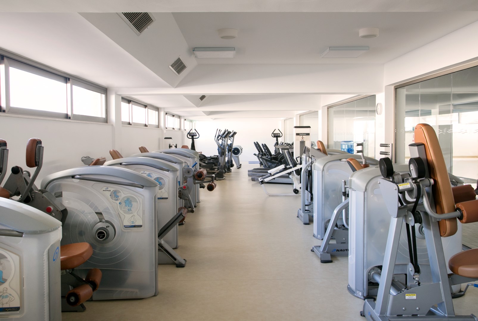 Asterias Beach Hotel-Teretana.jpg