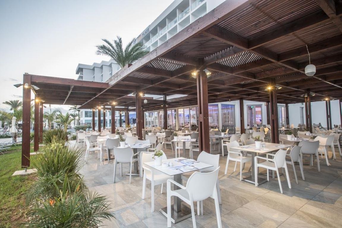 Vassos Nissi Plage Hotel & Spa-Terasa restorana.jpg