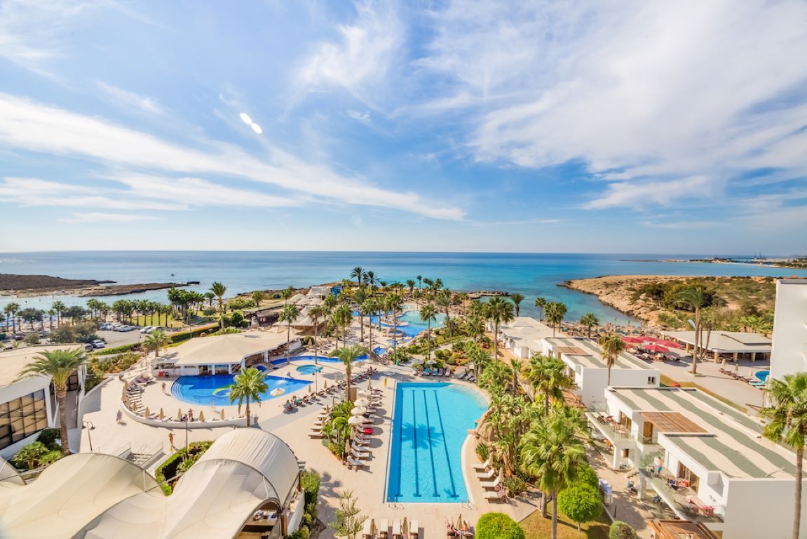 Adams Beach Hotel & Spa-Panorama hotela.jpg