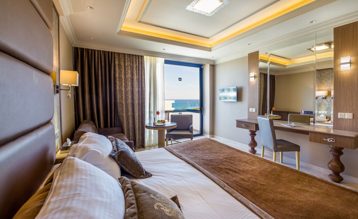Adams Beach Hotel & Spa-Superior soba.jpg