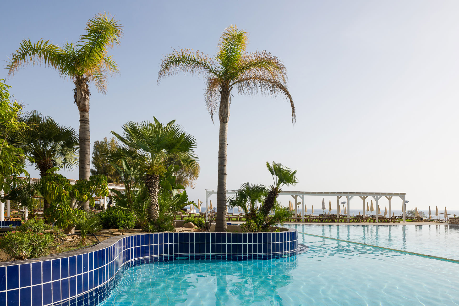 Capo Bay Hotel-Spoljasnji bazen.jpg