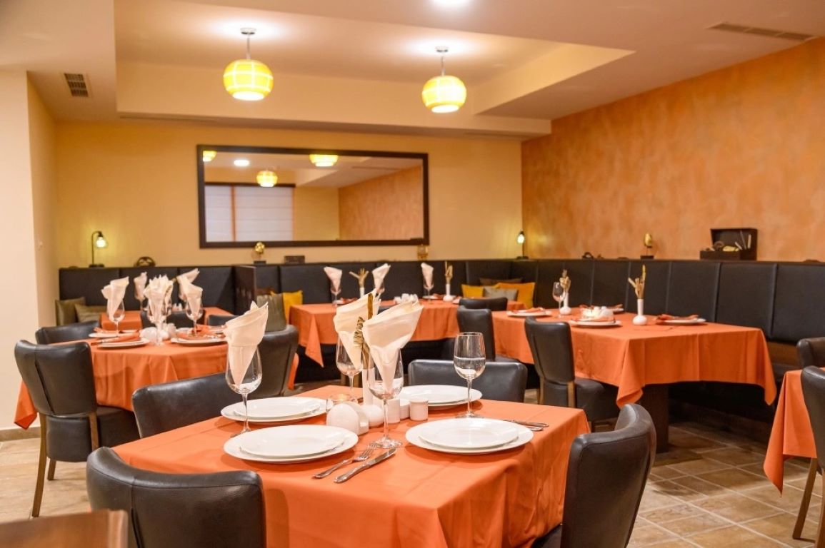 Parklands Hotel-Restoran.jpg