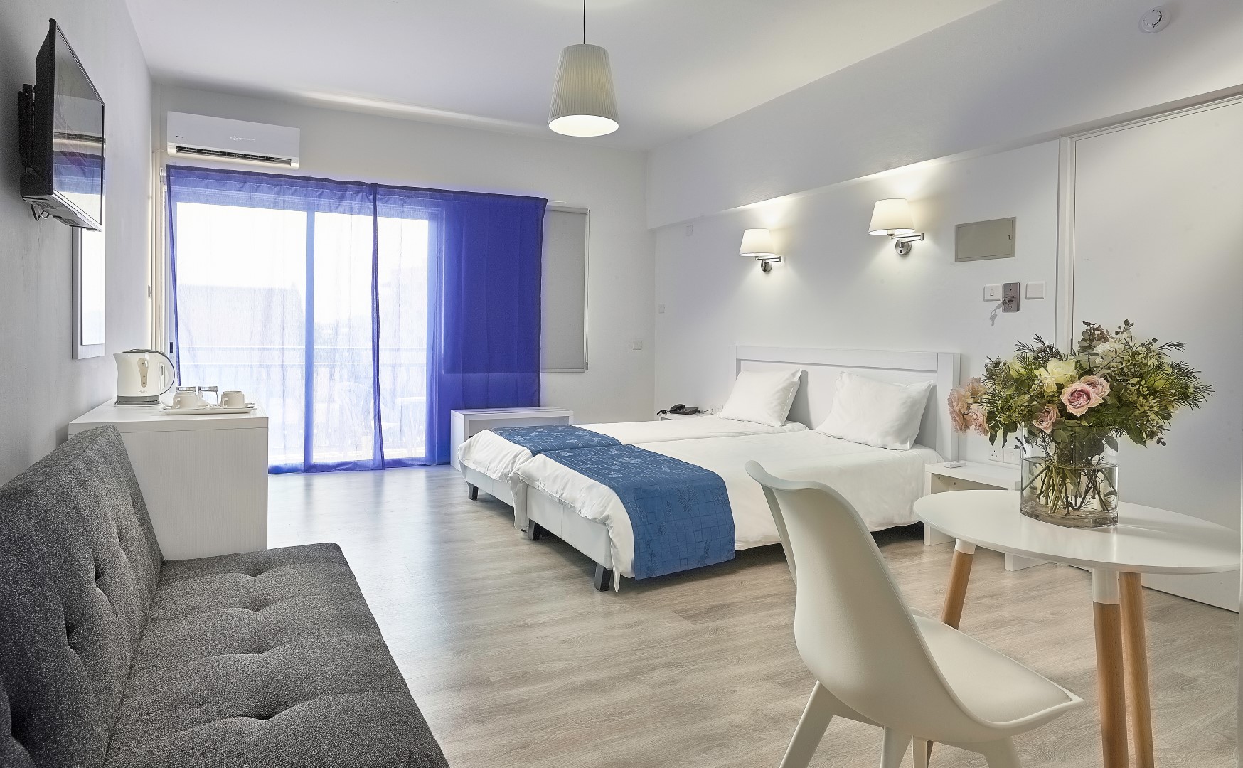 Mikes Kanarium City Hotel-Porodicna soba.jpg