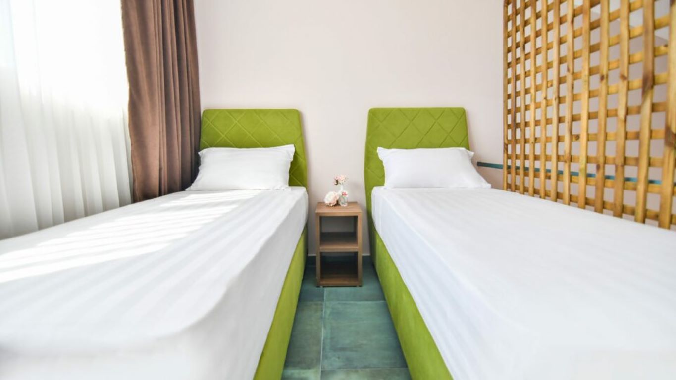Palladium Sithonia-Suite spavaca soba.jpg