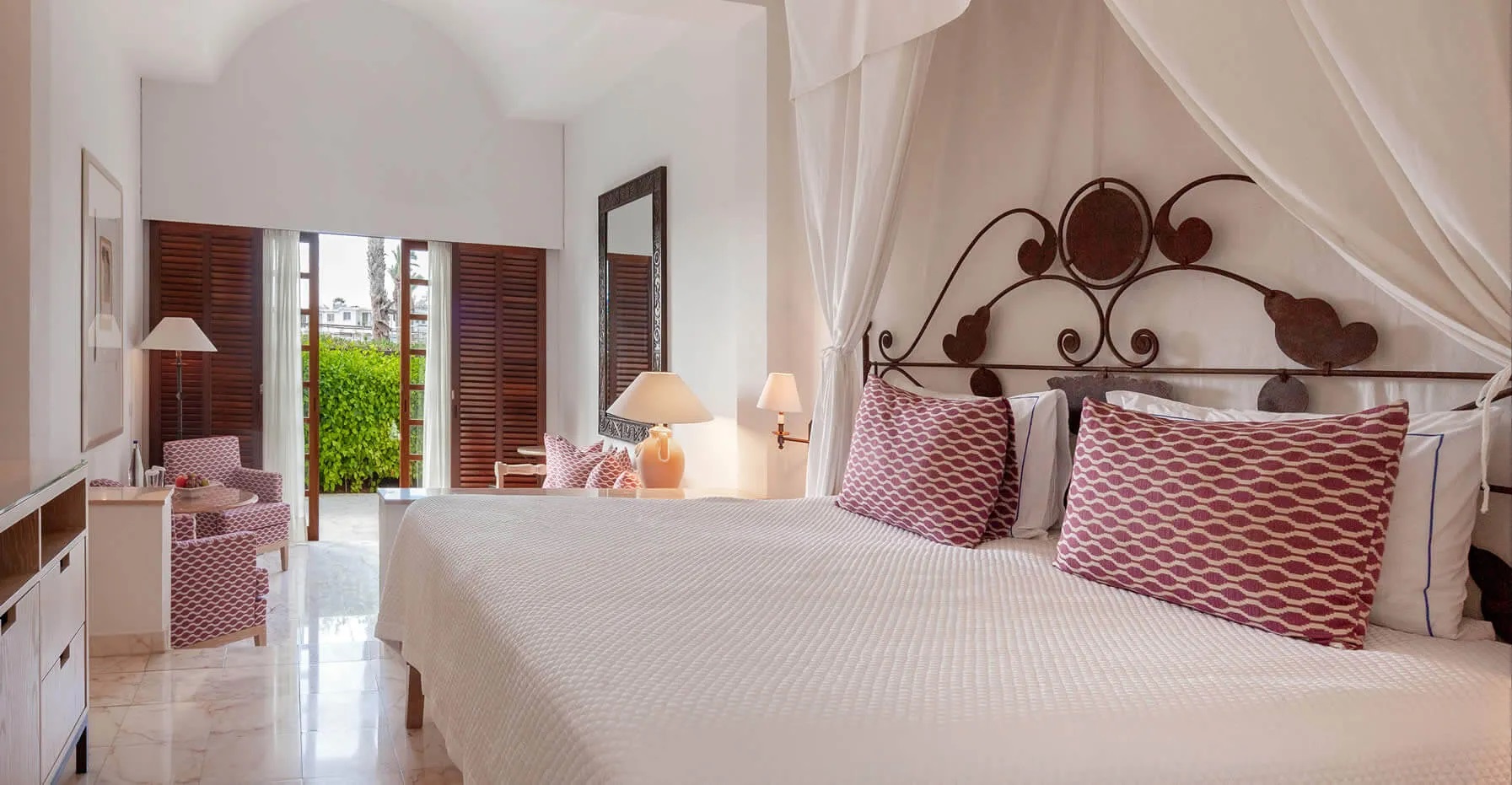 Annabelle Hotel-Studio suite basta.jpg