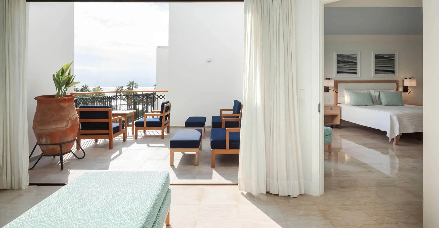 Annabelle Hotel-Superior jednosoban suite pogled more.jpg