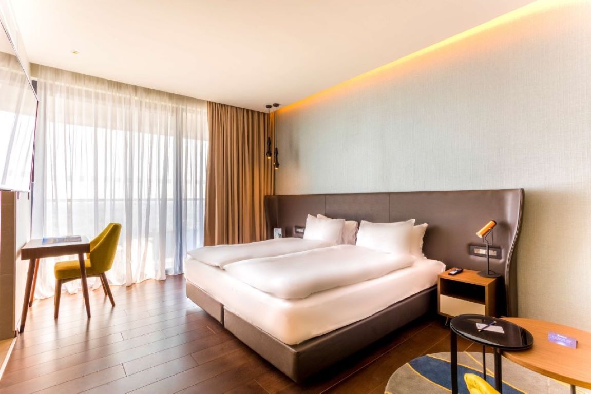 Radisson Blu Hotel-Superior soba.jpg