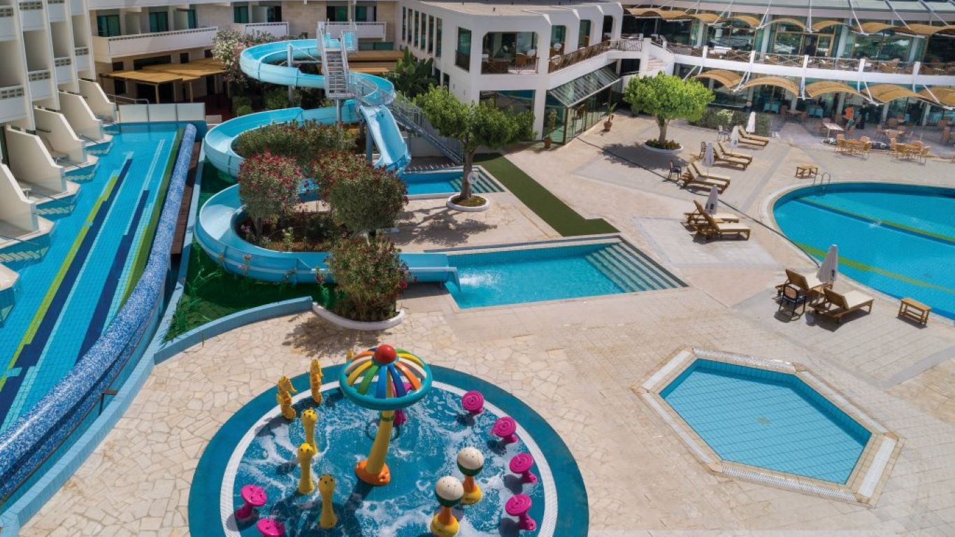 Athena Beach Hotel-Deciji bazen.jpg