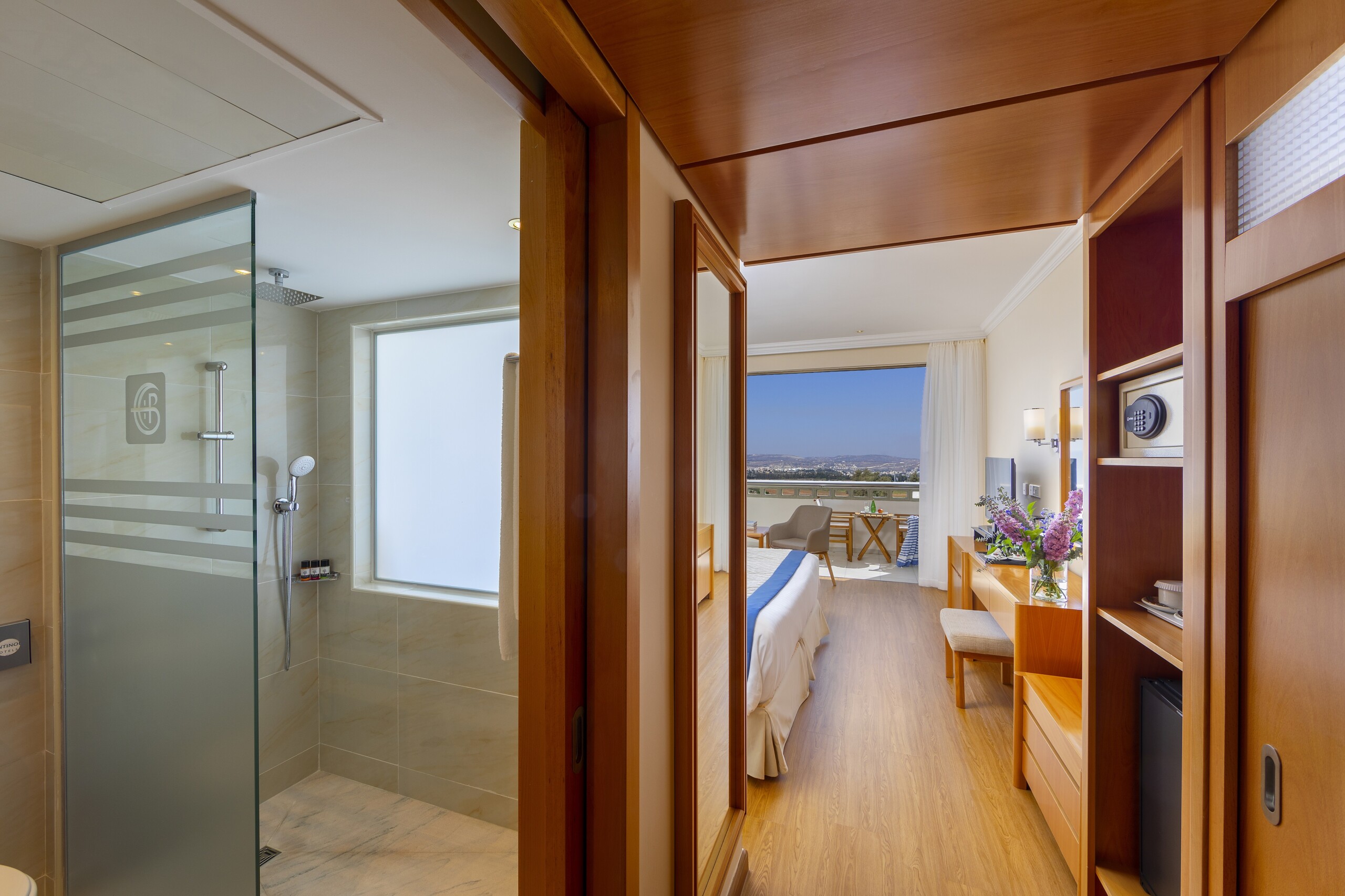 Athena Beach Hotel-Superior soba.jpg