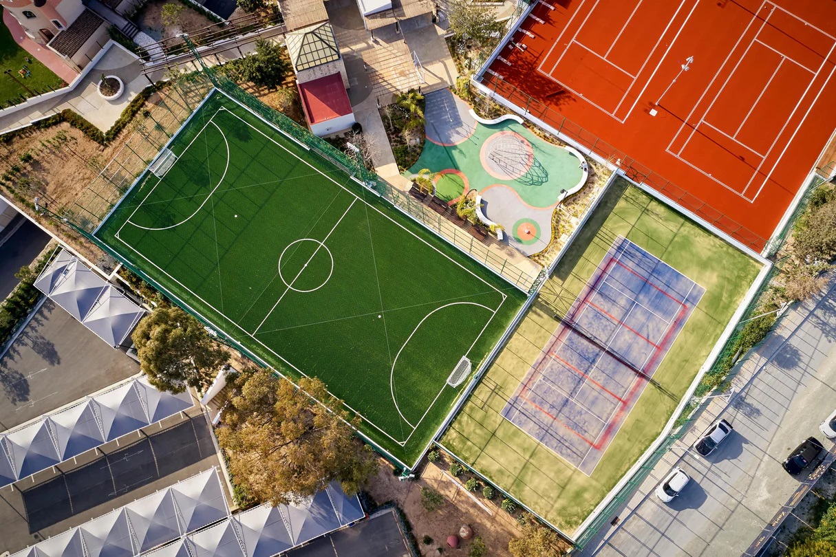 Parklane Hotel-Sportski tereni.jpg