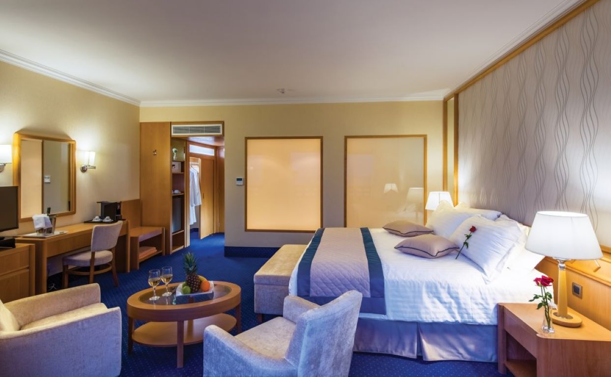 Athena Royal Beach Hotel-Junior suite.jpg
