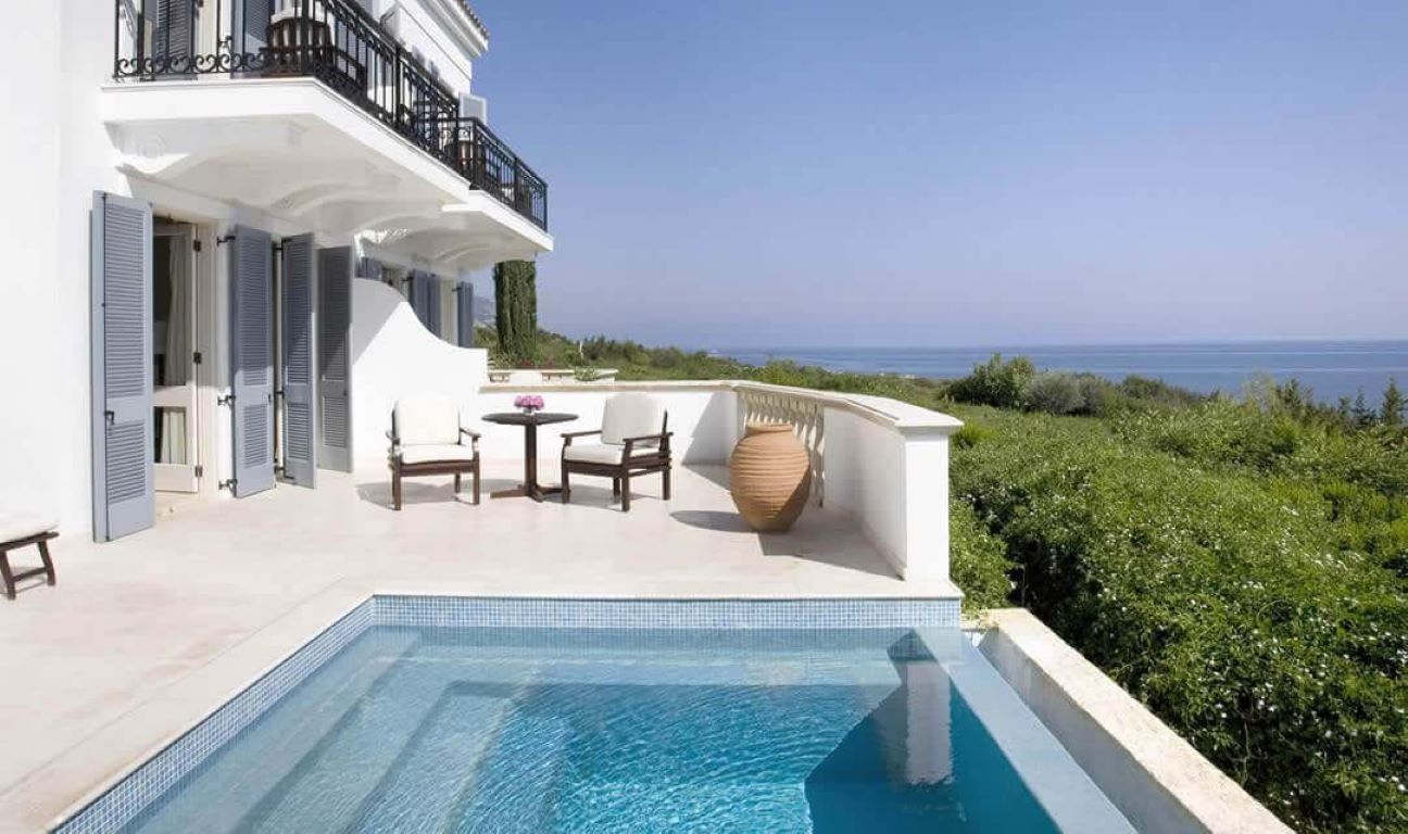 Anassa Hotel-Povezan junior suite i garden suite studio privatni bazen.jpg