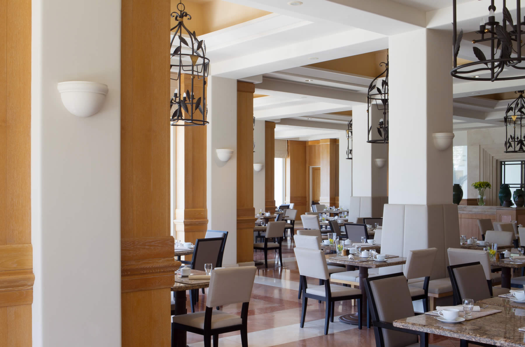 Anassa Hotel-Restoran.jpg