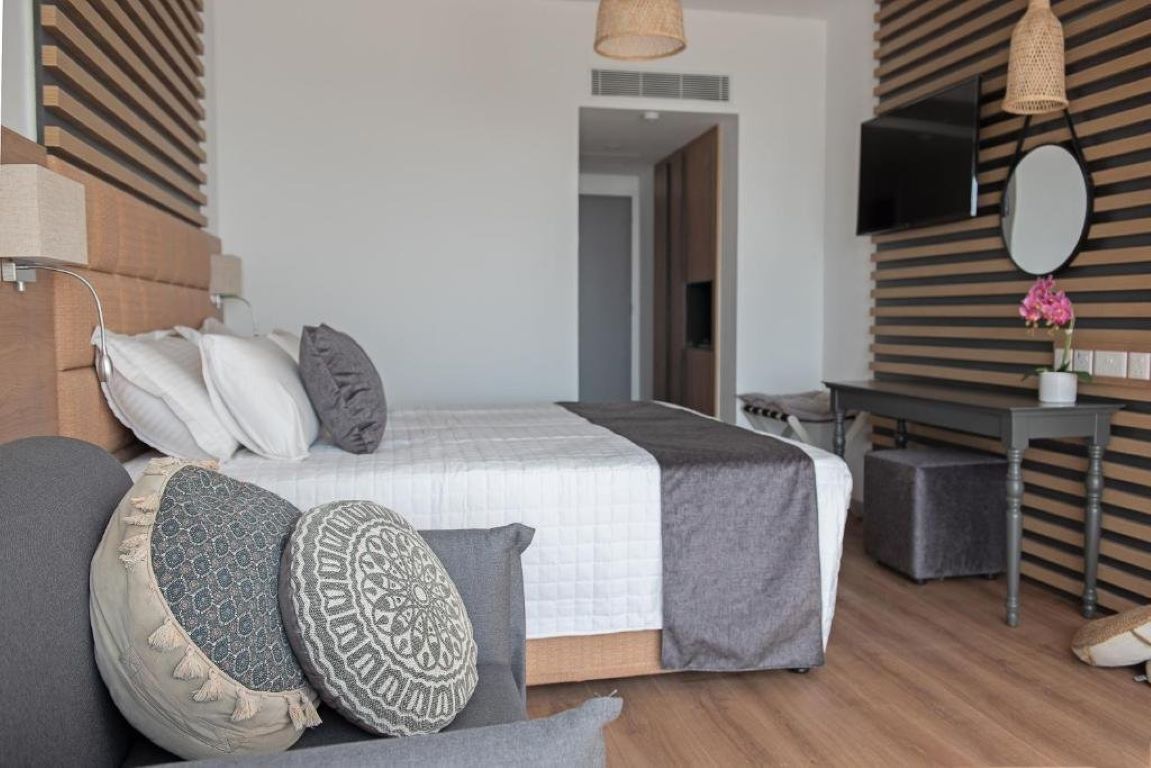 Piere Anne Beach Hotel-Porodicni suite.jpg