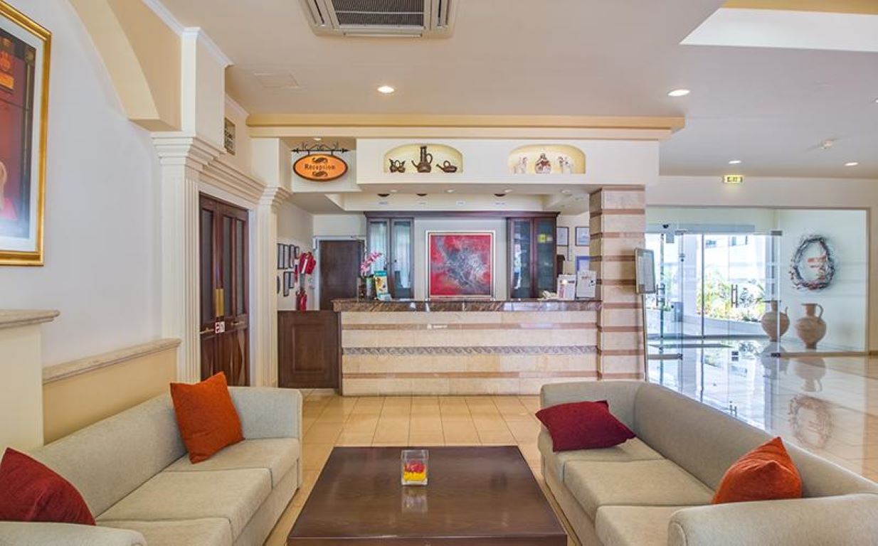 Anesis Hotel-Recepcija.jpg