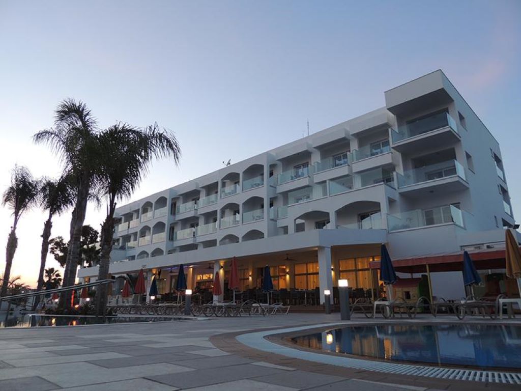 Anesis Hotel-SPoljasnji izgled.jpg