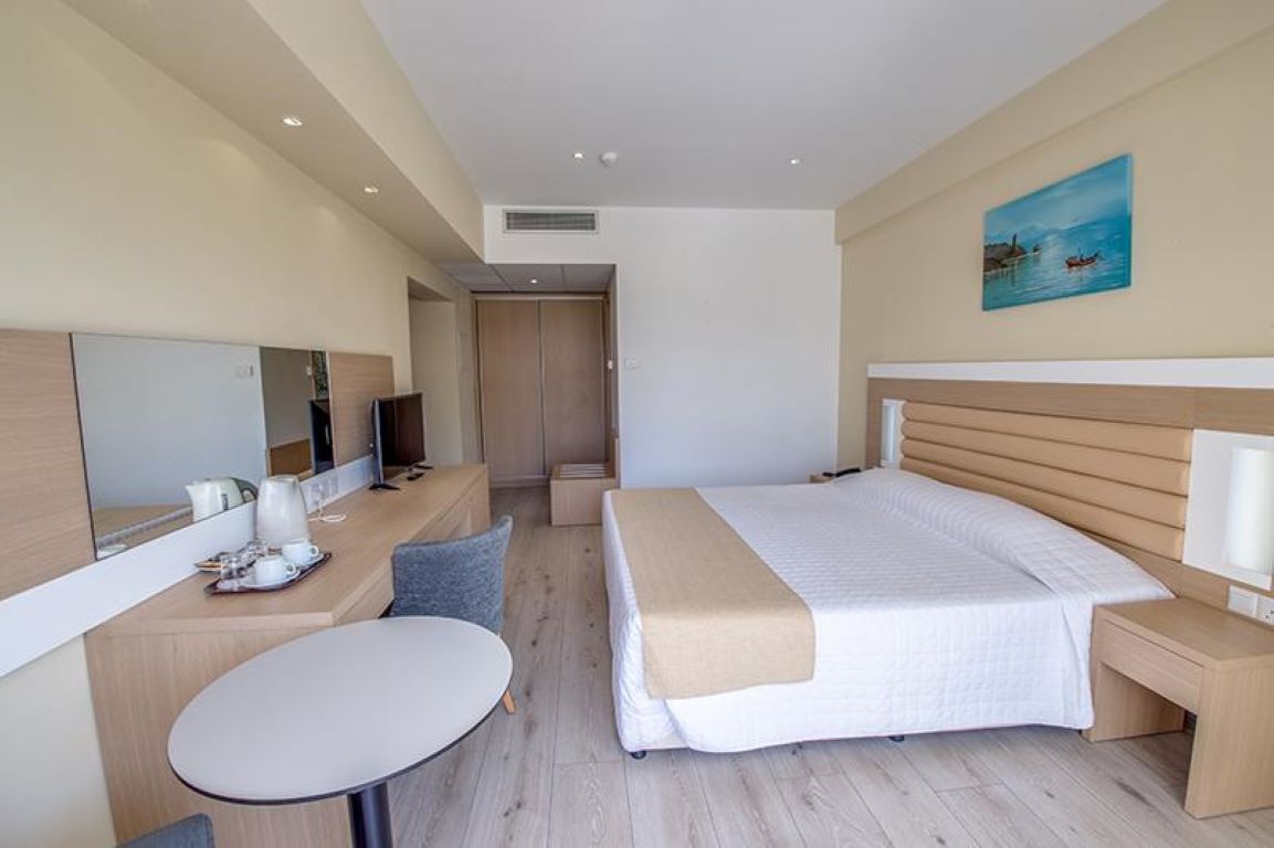 Anesis Hotel-Standardna soba.jpg