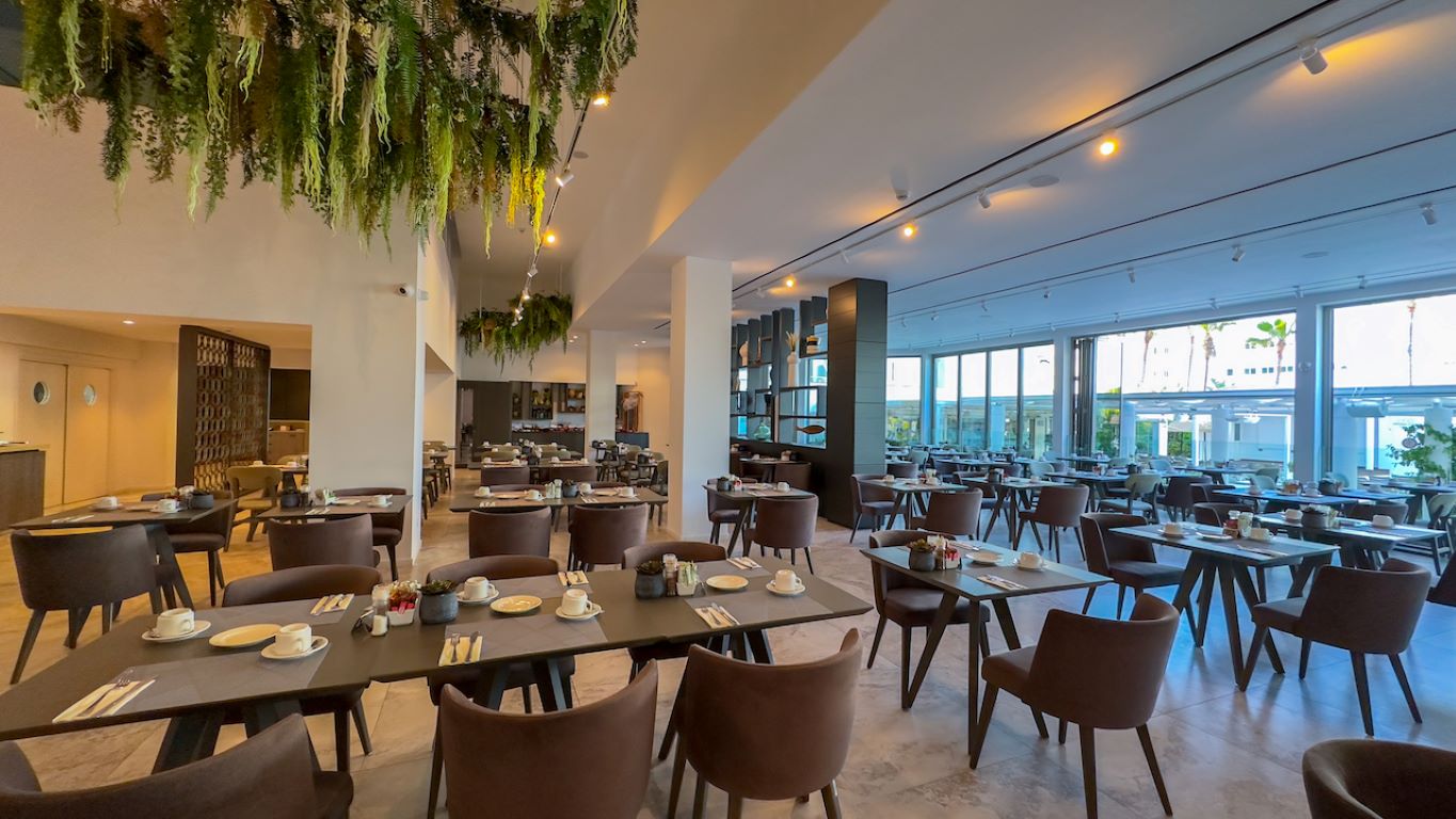 Tasia Maris Beach Hotel-Glavni restoran.jpg