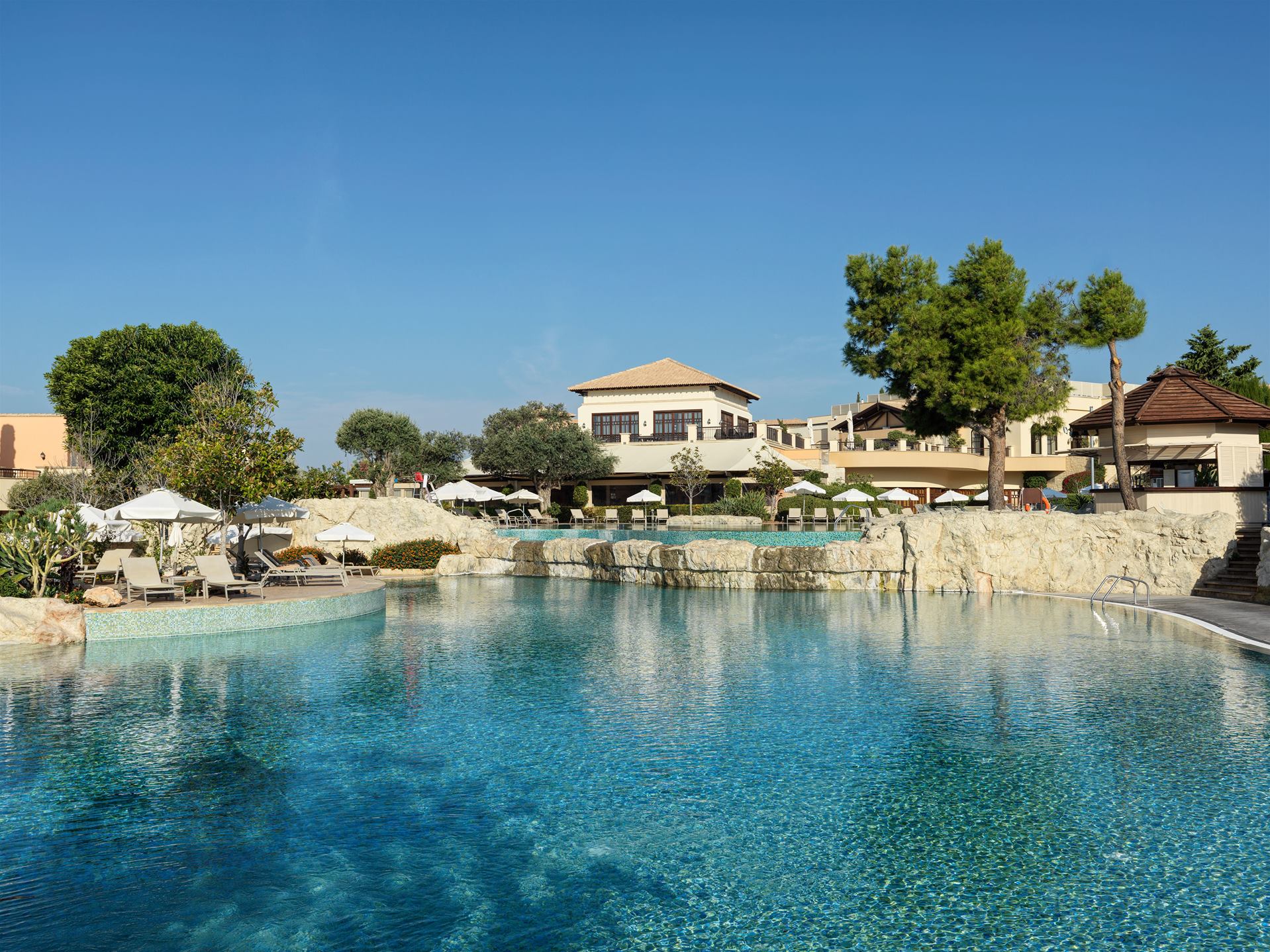 Aphrodite Hills Hotel by Atlantica-Kompleks bazena.jpg