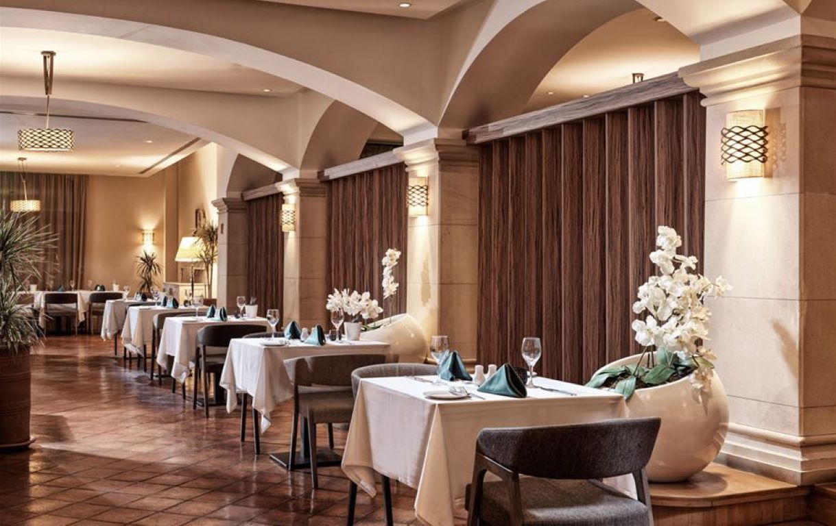 Aphrodite Hills Hotel by Atlantica-Restoran.jpg