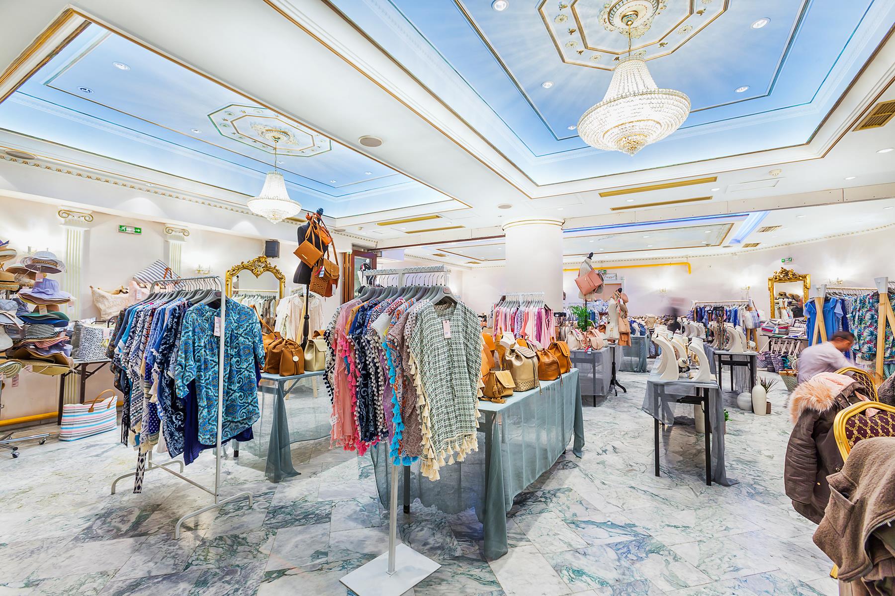 Imperial Palace butik.jpg