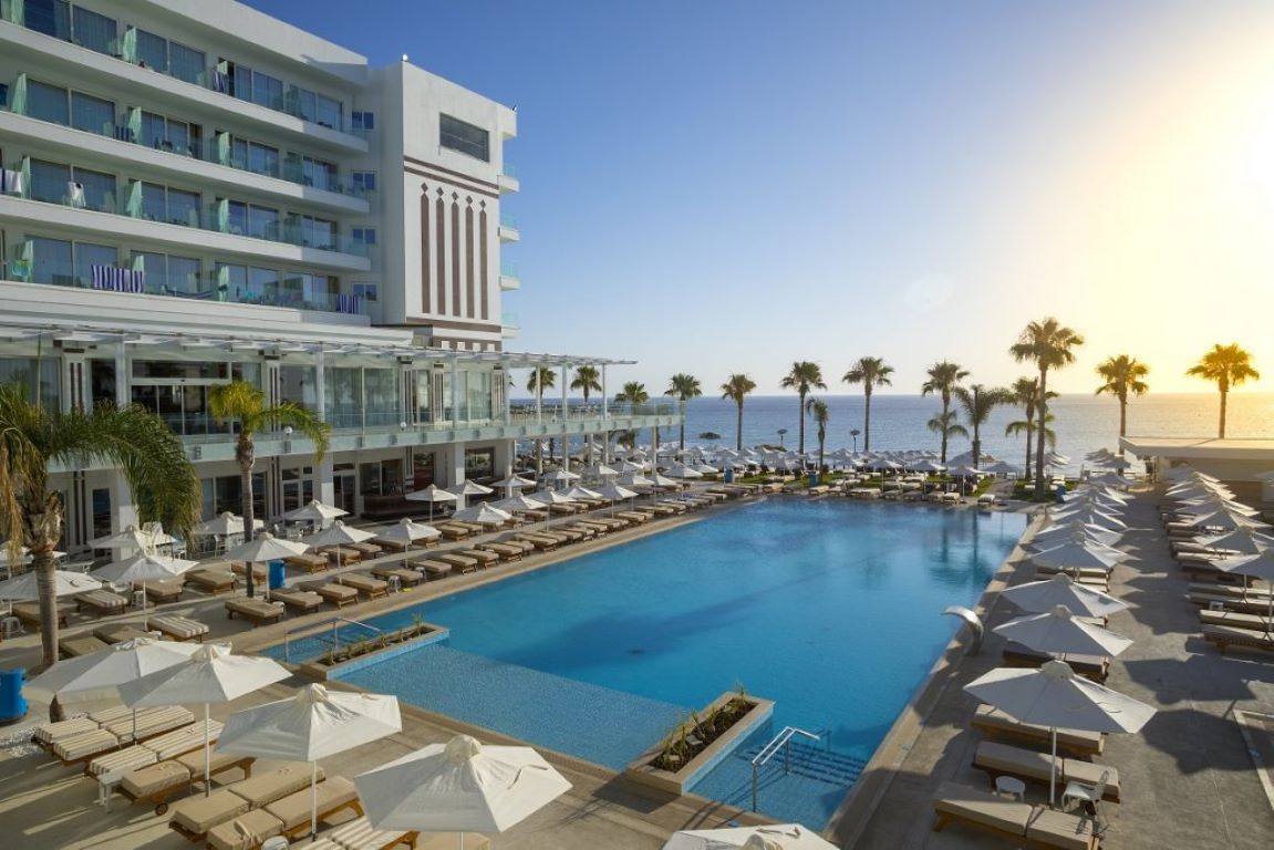 Constantinos The Great Beach Hotel-Kompleks hotela.jpg