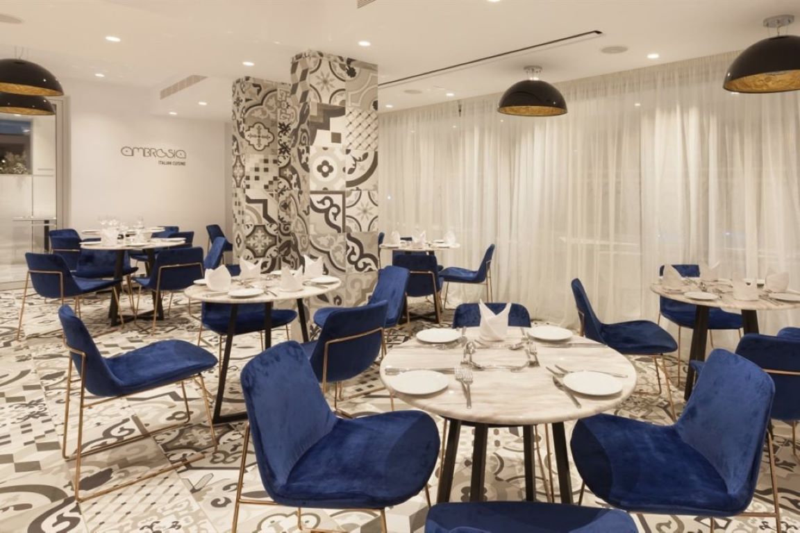 The Blue Ivy Hotel and Suite-Restoran.jpg