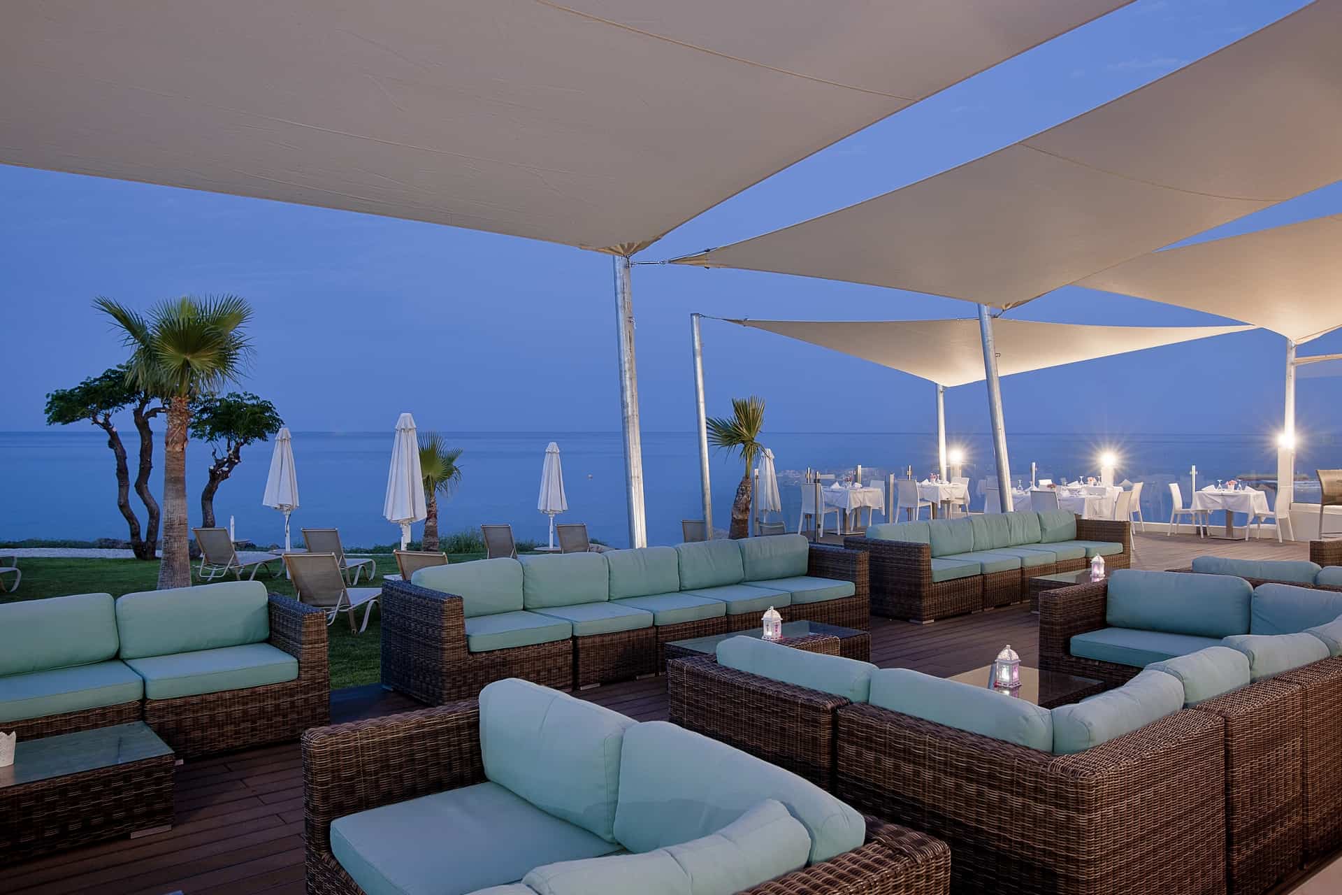 Pernera Beach Hotel-Bar.jpg