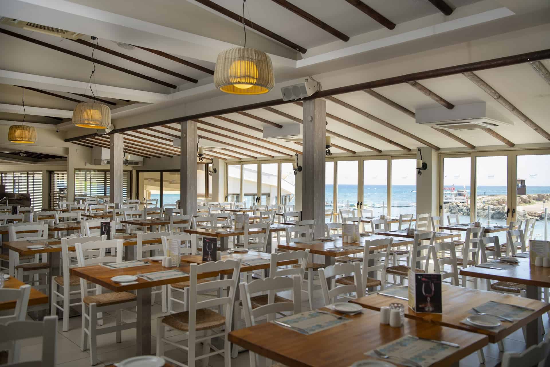 Pernera Beach Hotel-Restoran.jpg