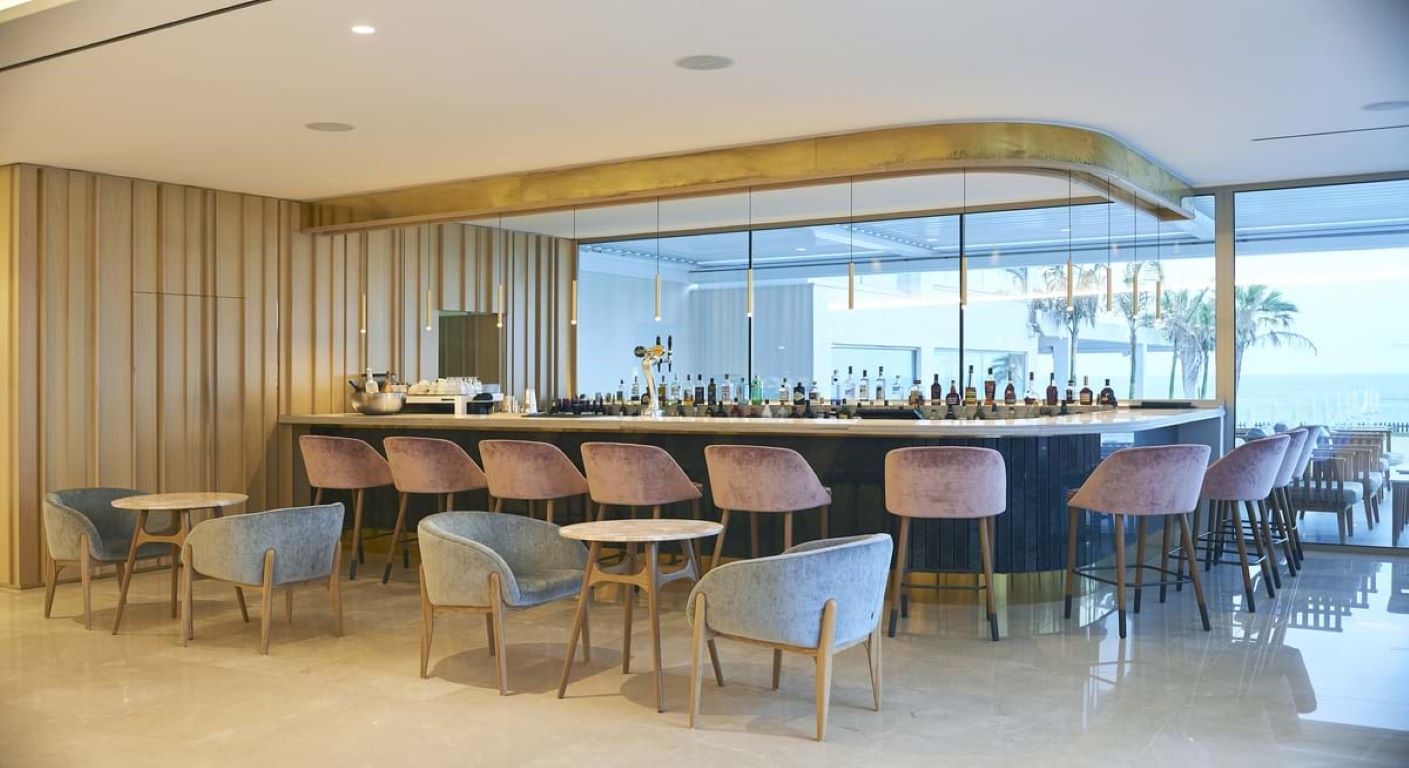 Sunrise Jade-Lounge bar.jpg