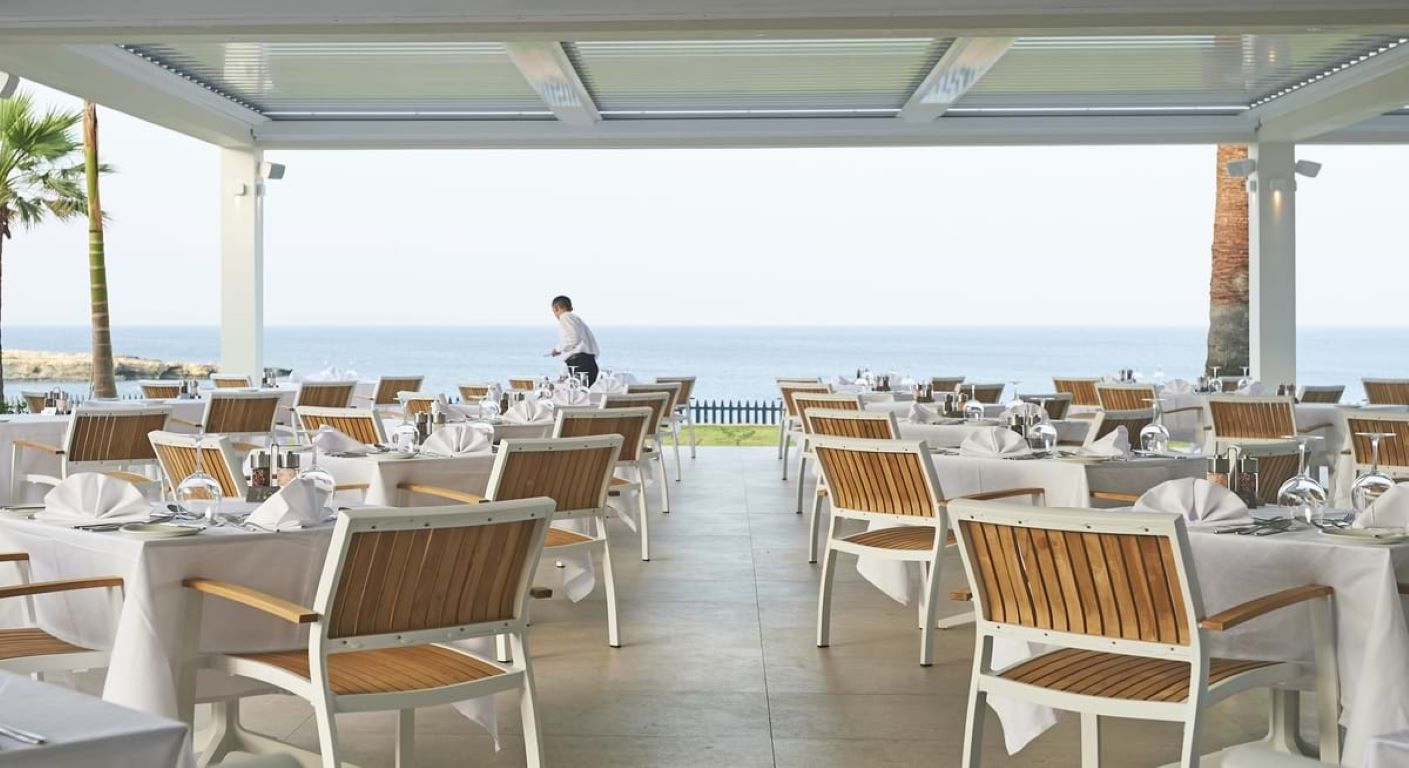 Sunrise Jade-Terasa restorana.jpg