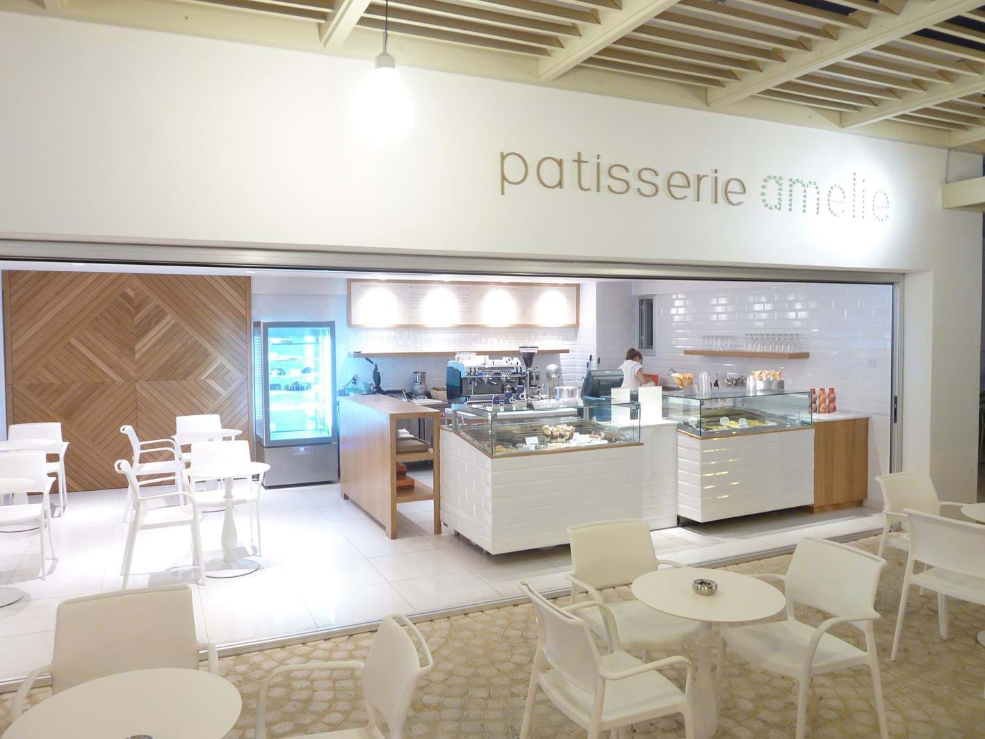 Sunrise Pearl Hotel & Spa-Poslasticarcnica.jpg