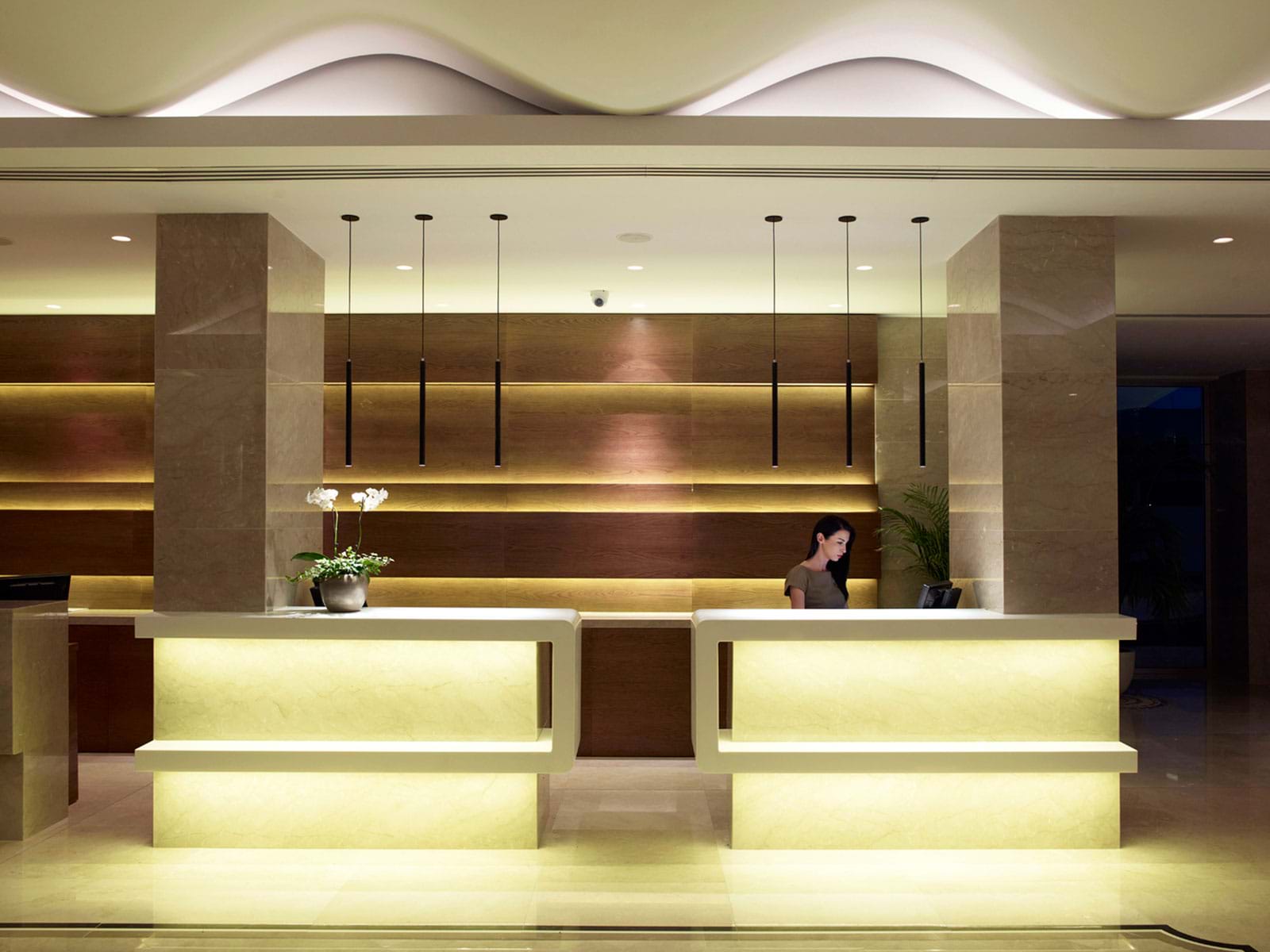 Sunrise Pearl Hotel & Spa-Recepcija.jpg