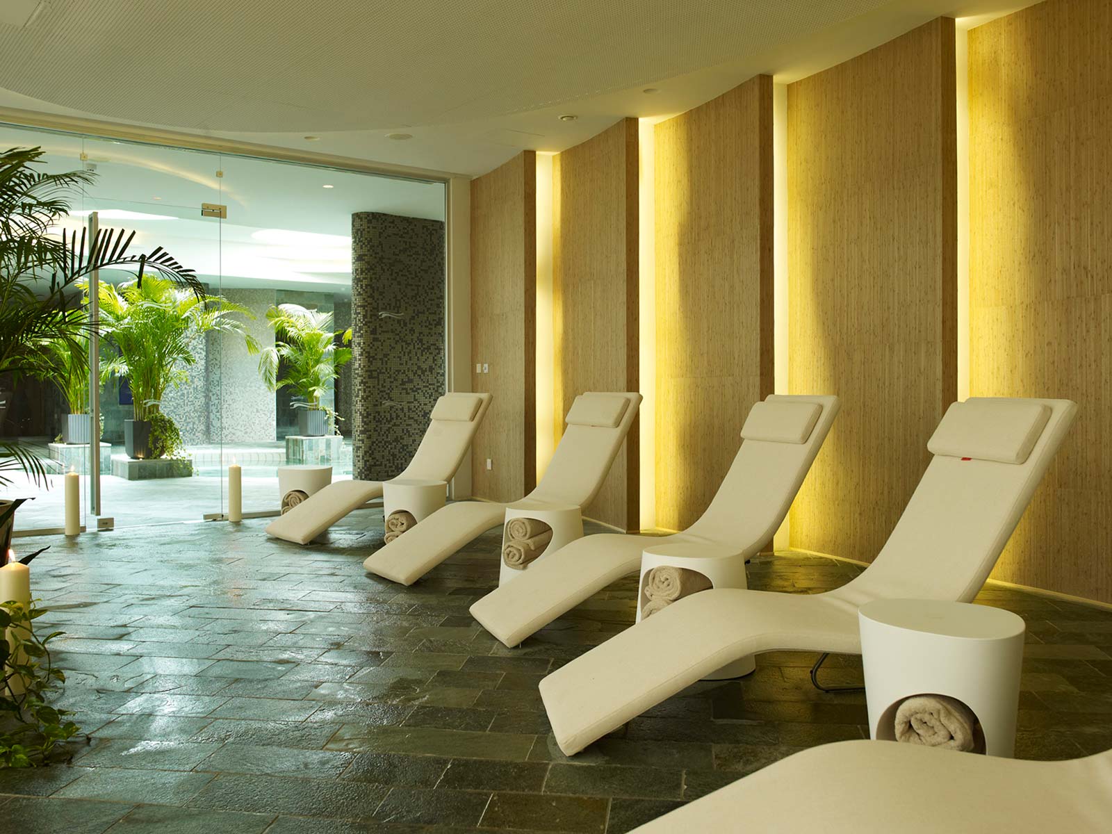 Sunrise Pearl Hotel & Spa-Relax soba.jpg