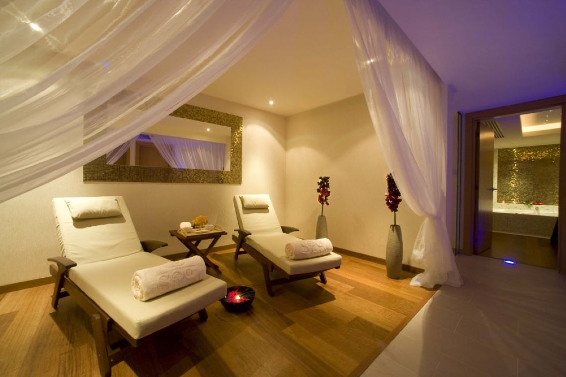 Asimina Suites Hotel-Masaza.jpg