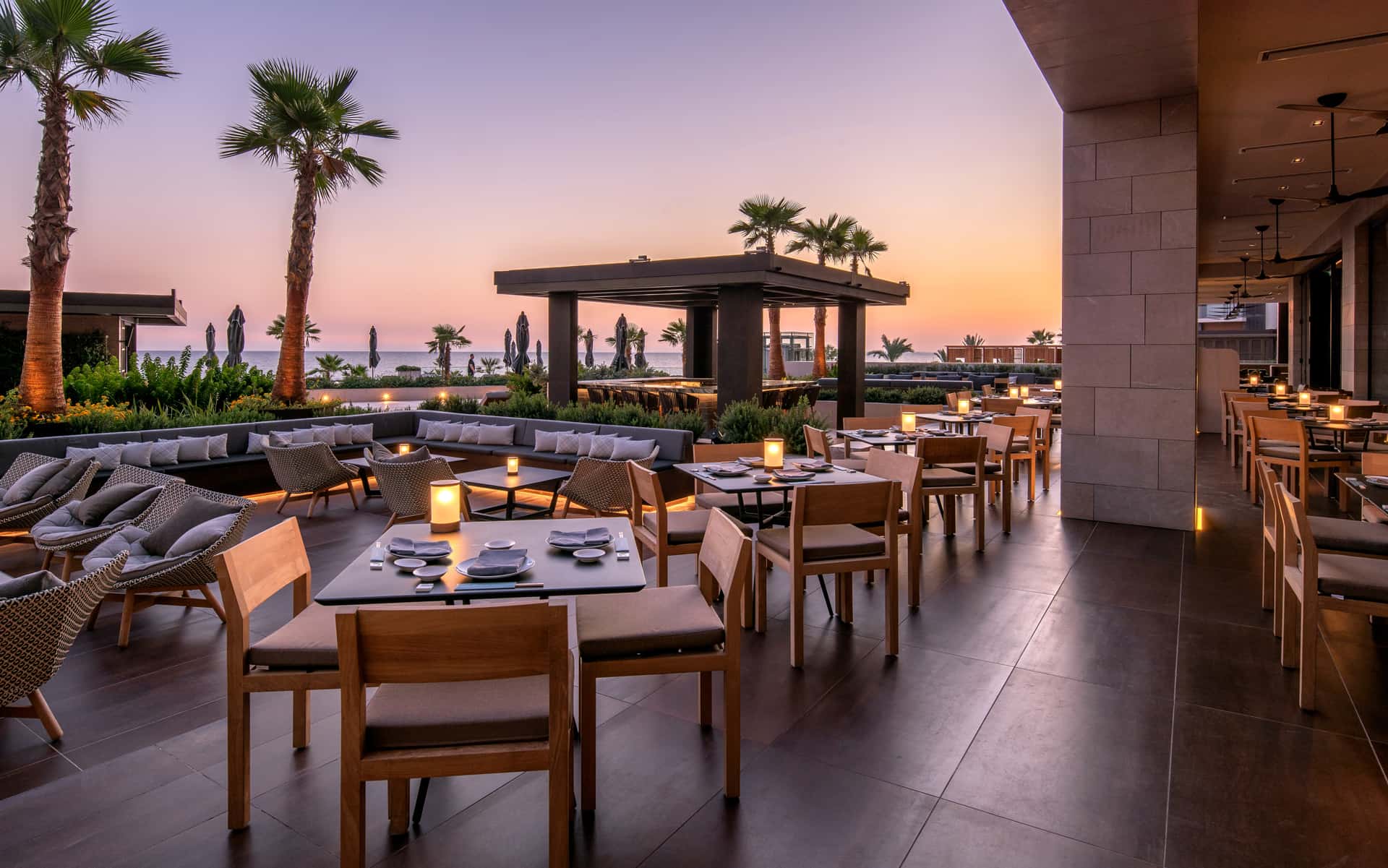 Amara Hotel-Terasa bara.jpg
