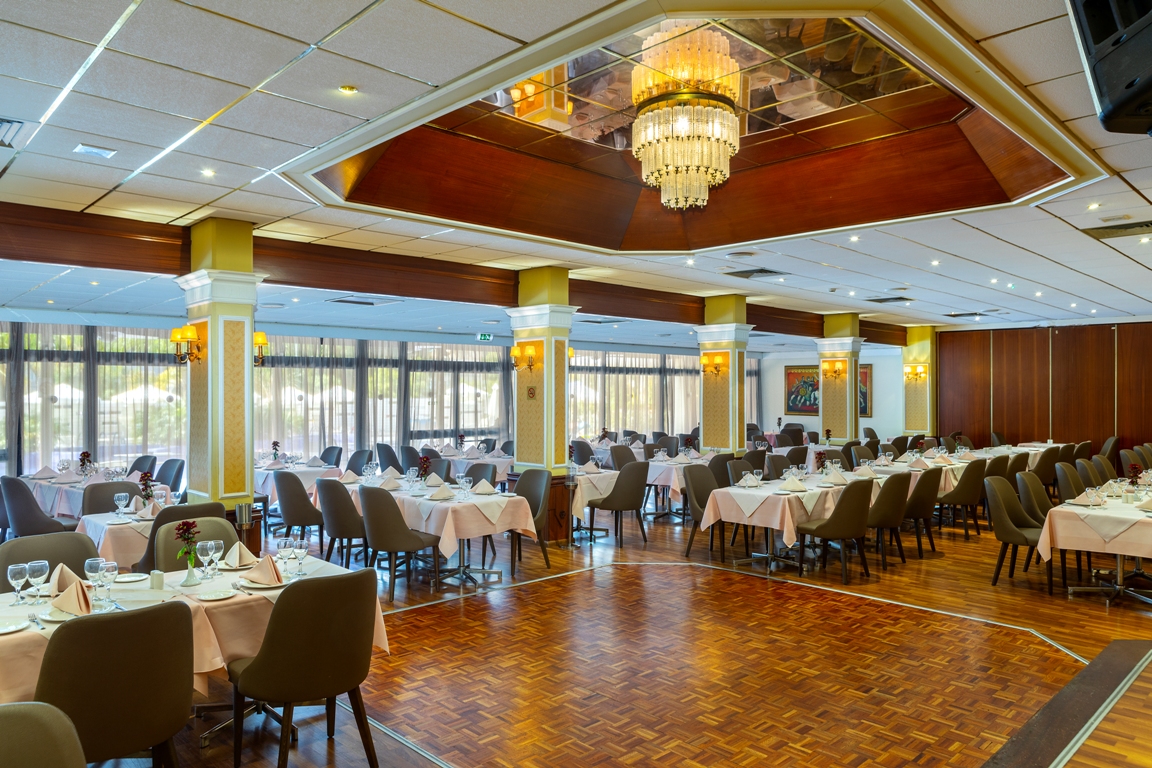Kapetanios Odyyseia Hotel-Restoran.jpg