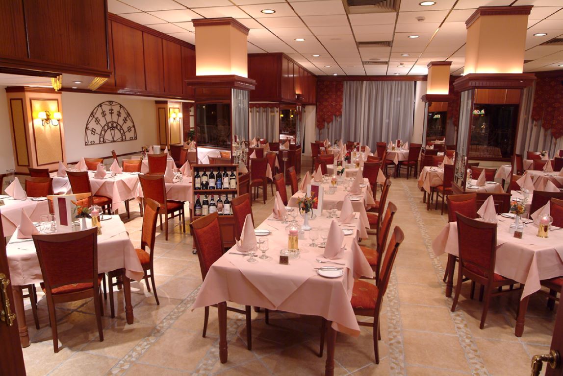 Kapetanios Odyyseia Hotel-Taverna.jpg