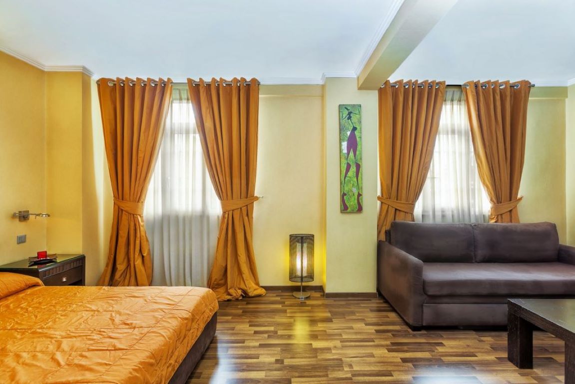 Egnatia Hotel-Cetvorokrevetna soba.jpg