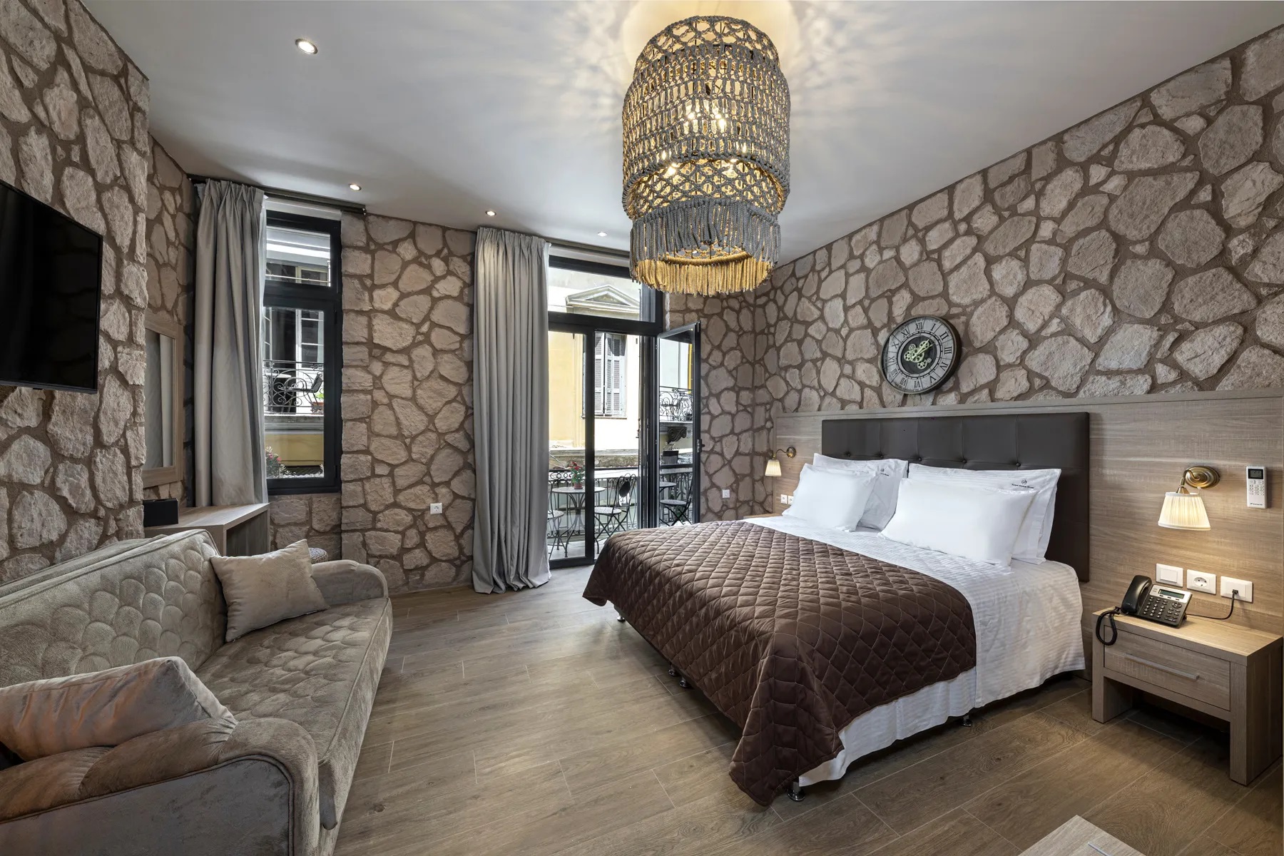 Athens Manor Houses-Junior suite balkon.jpg