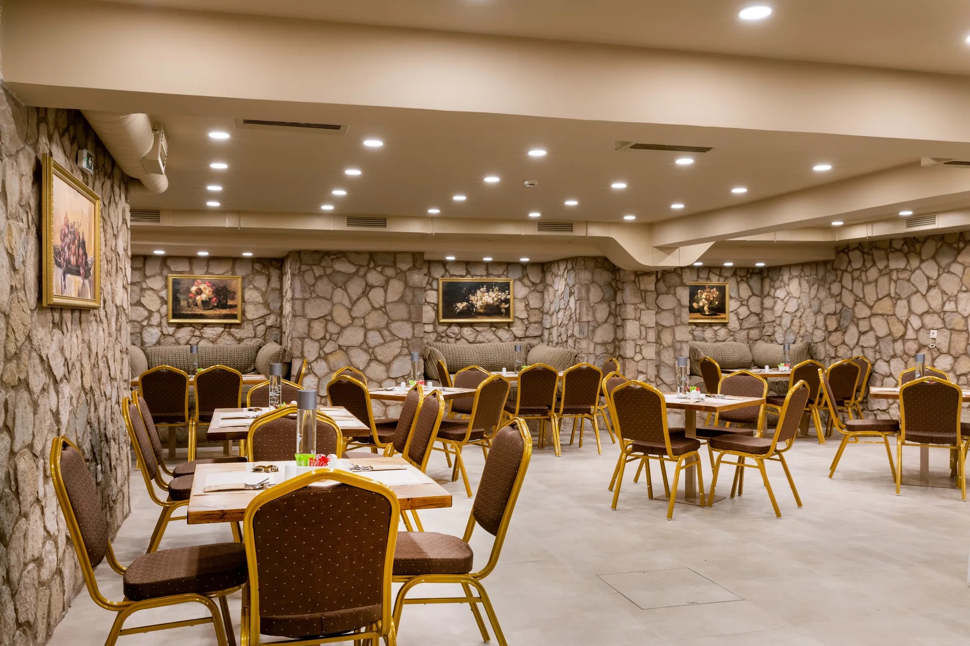 Athens Manor Houses-Restoran.jpg