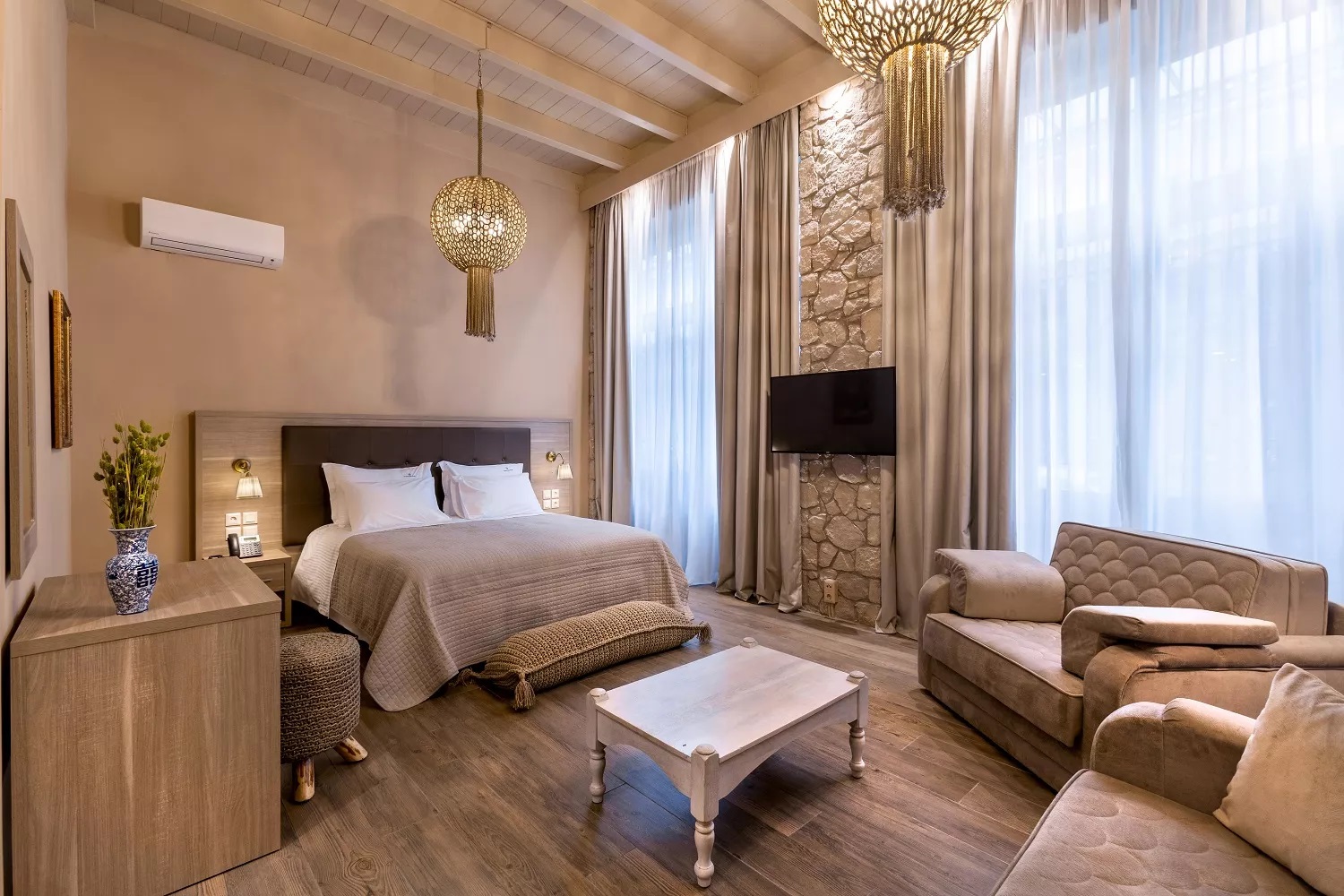 Athens Mnaor Houses-Family suite.jpg