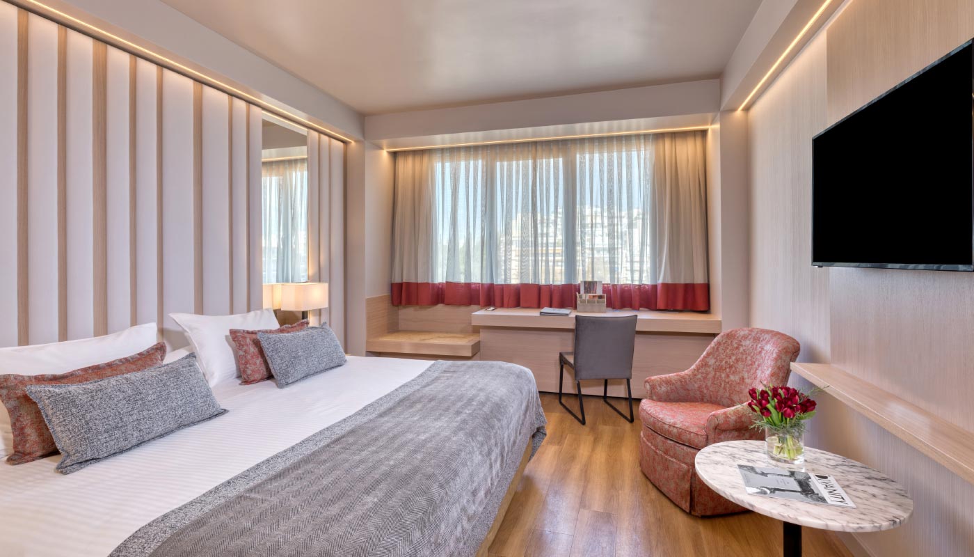 Divani Caravel Hotel Athens-Executive soba.jpg