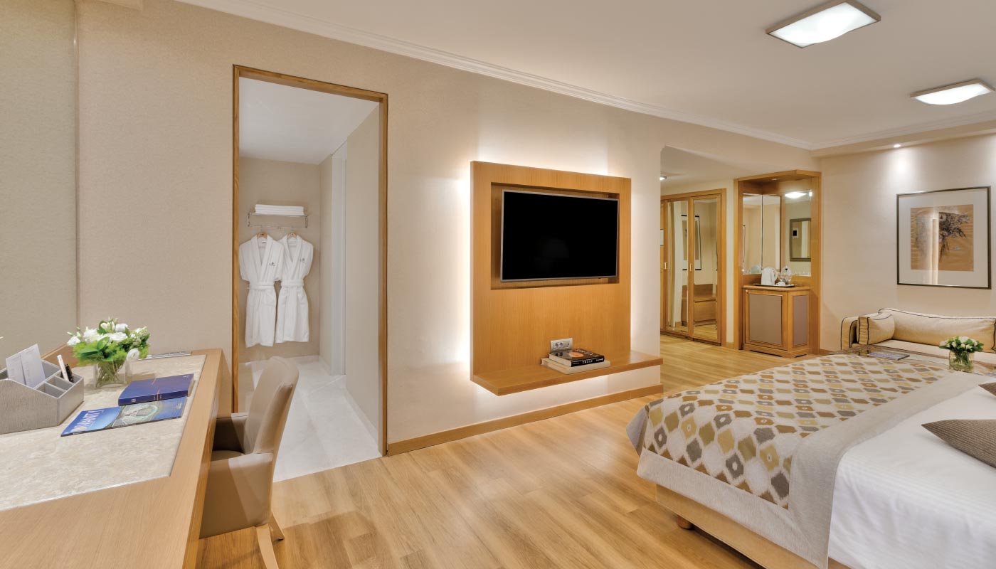 Divani Caravel Hotel Athens-Porodicna soba.jpg