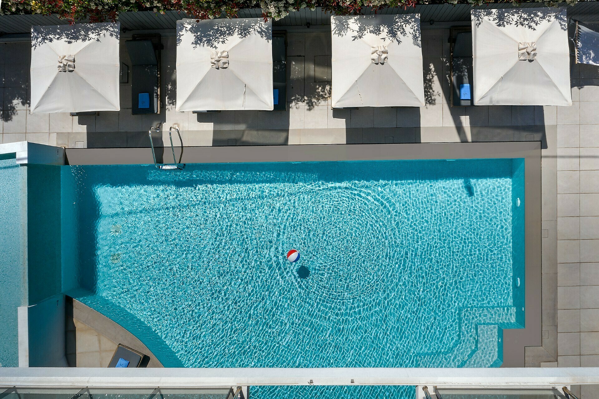 Glyfada Riviera Hotel-Bazen.jpeg