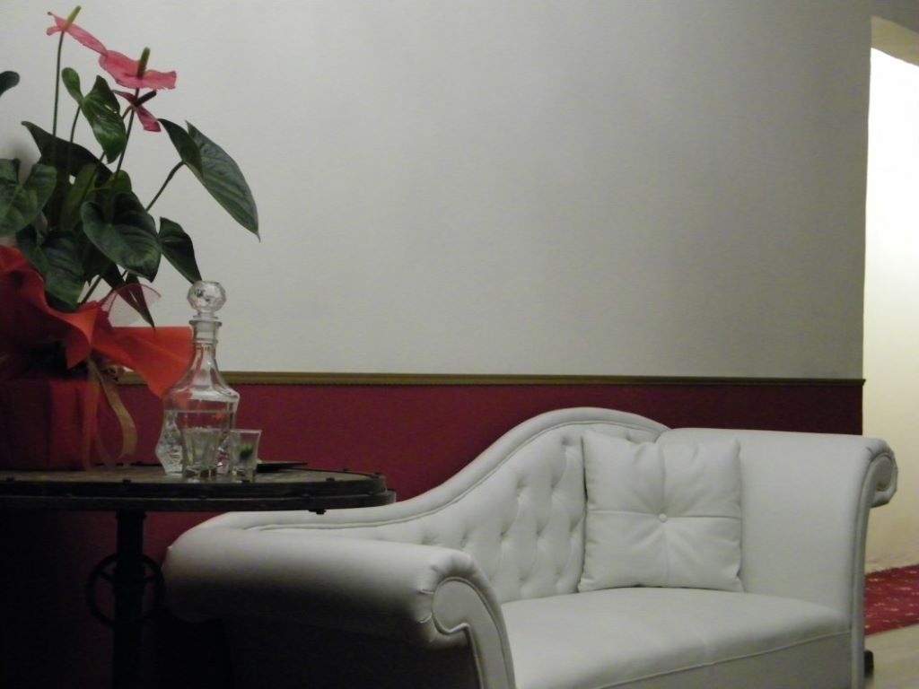 Theatro Hotel Odysseon-Lobby.jpg