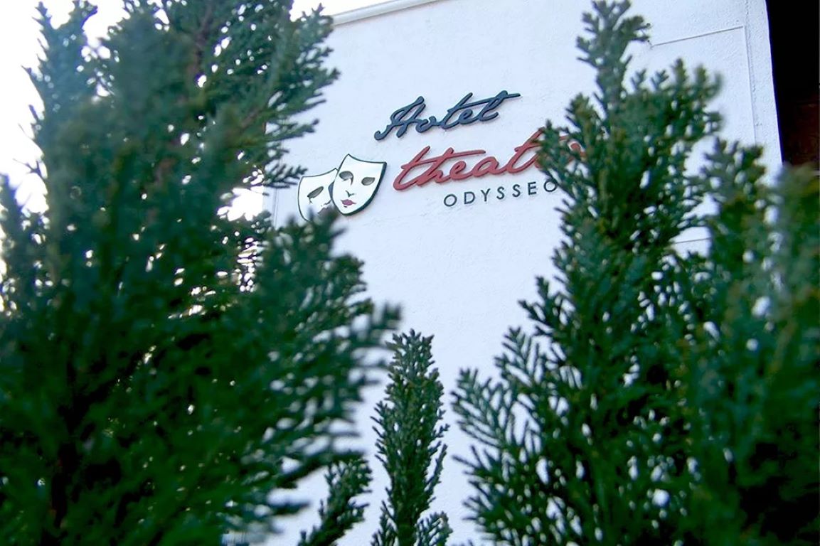 Theatro Hotel Odysseon-Zgrada hotela.jpg